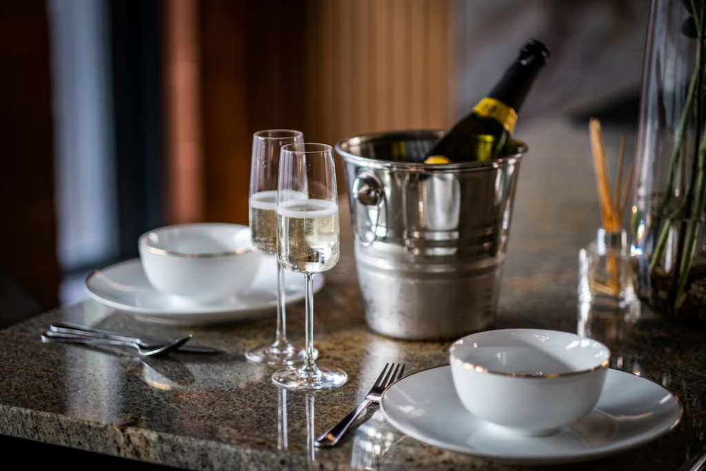 5 Champagne on table